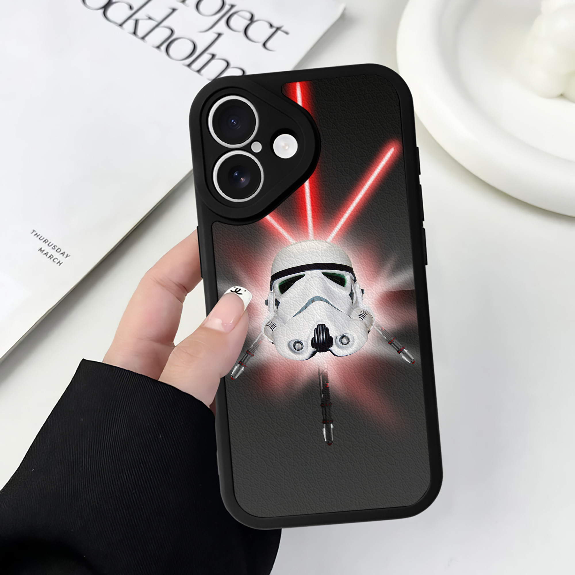 （画像用） スター・ウォーズ Star Wars 【iPhone 16シリーズ対応】シリコンスマホケース（レザー調） 材質：シリコン